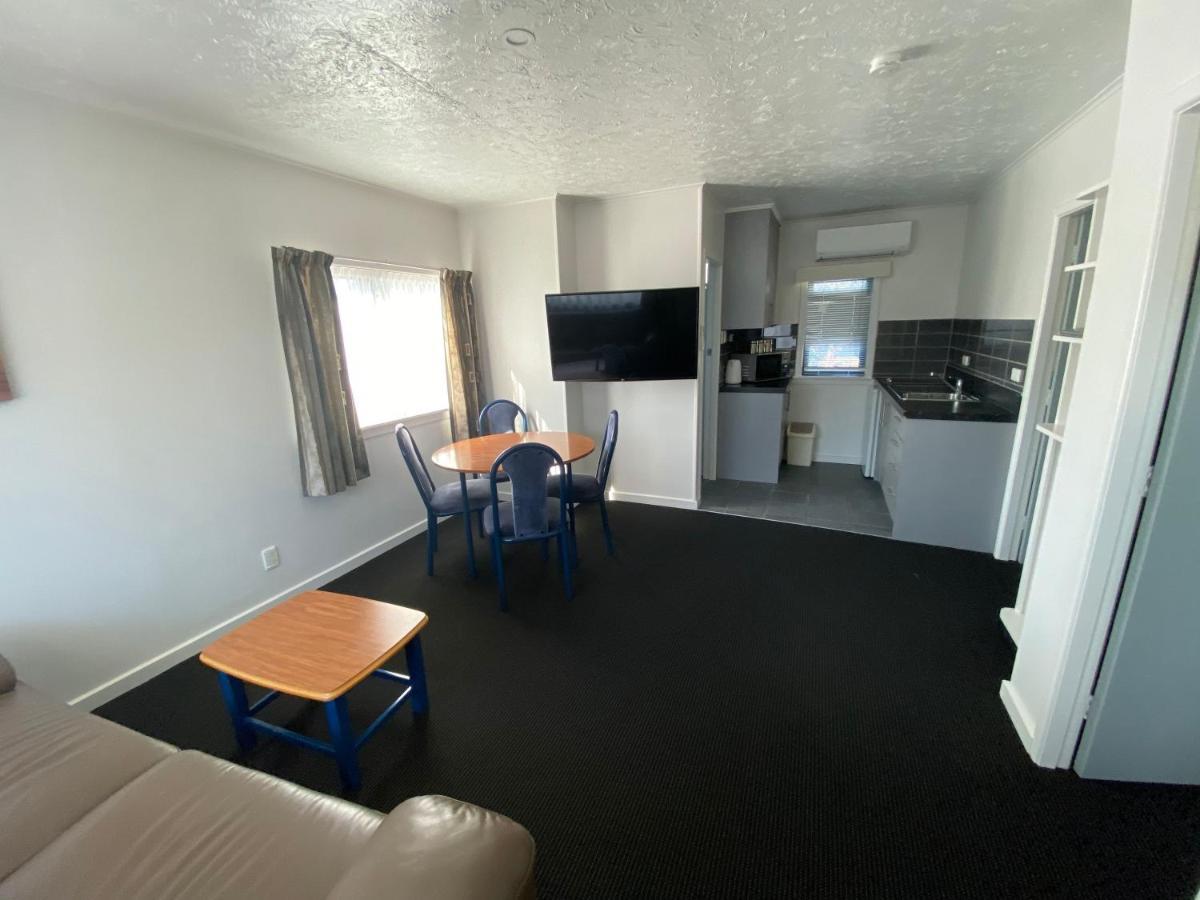 Grove Park Motor Lodge Blenheim Extérieur photo